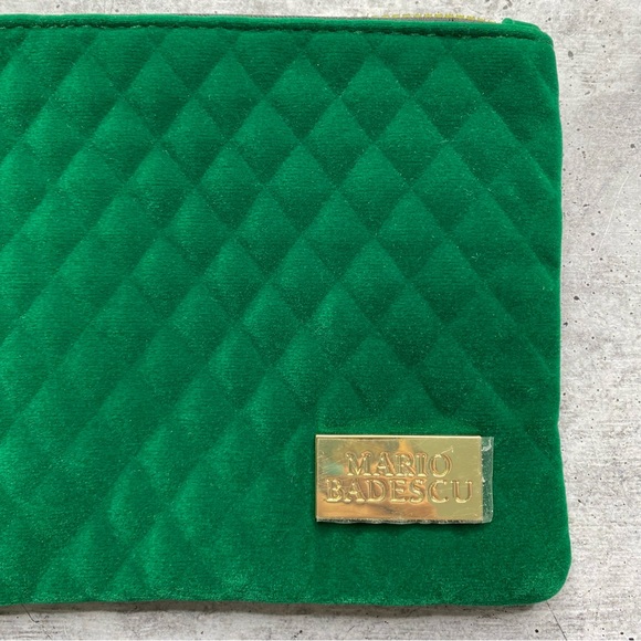 Mario Badescu Green Velvet Makeup Toiletries Bag - Picture 3 of 8